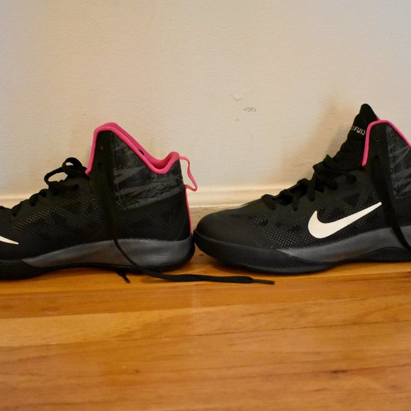 Nike Kids Size 7 Hyperfuse 2013 Basketball shoes - Picture 3 of 7